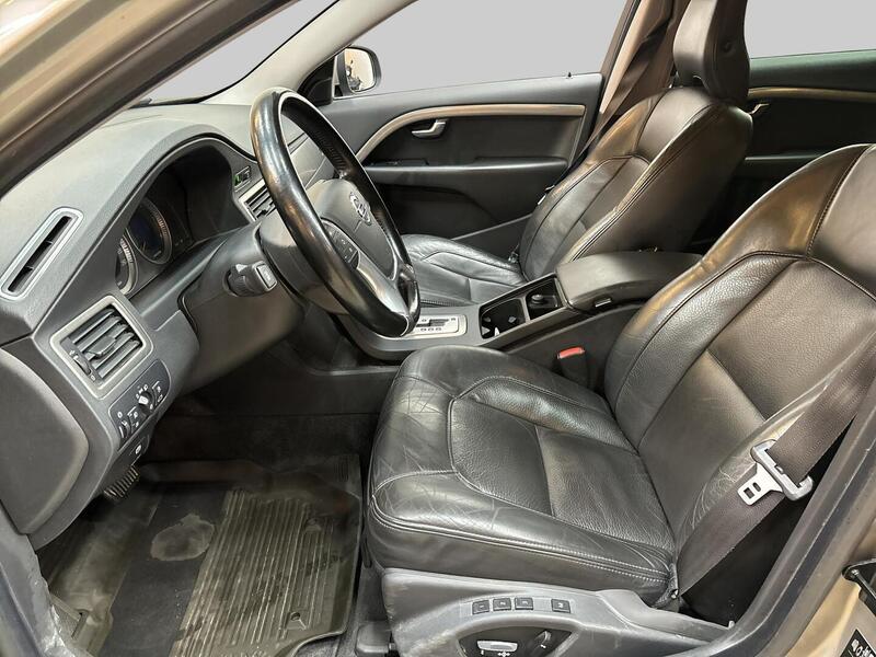 Volvo V70 vaihtoauto