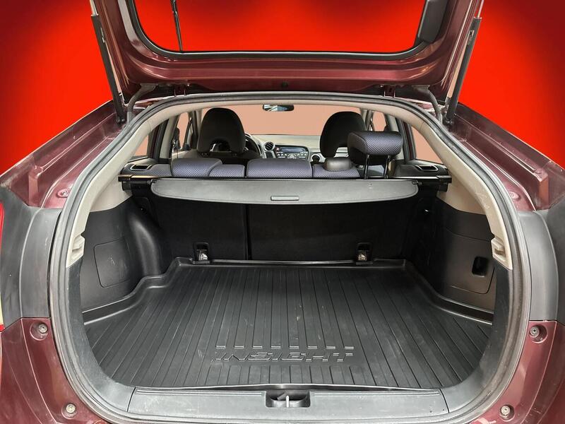 Honda Insight vaihtoauto