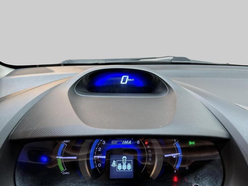 Honda Insight vaihtoauto