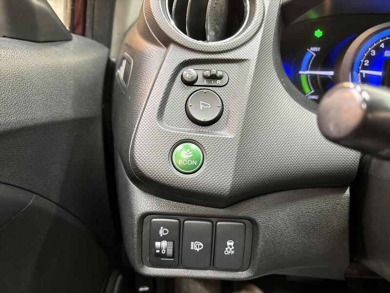 Honda Insight vaihtoauto