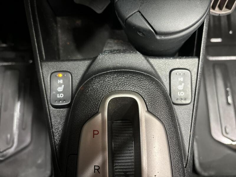 Honda Insight vaihtoauto