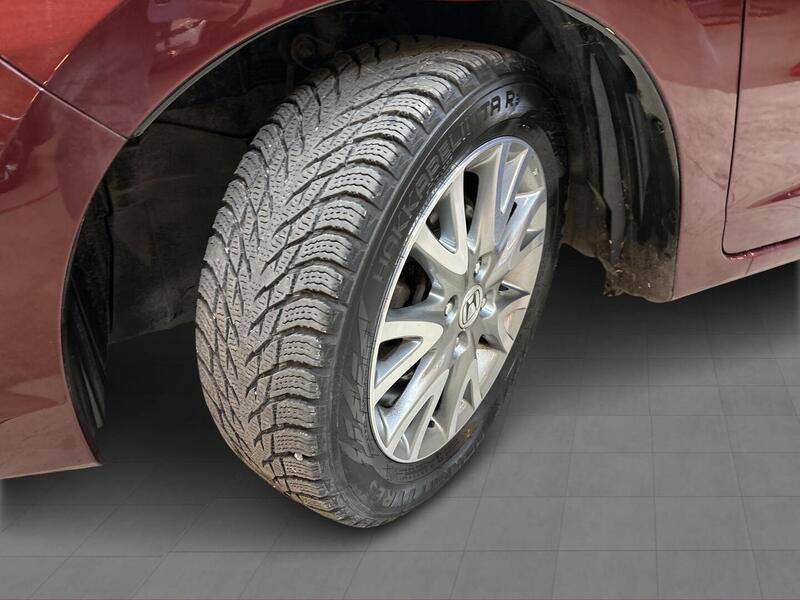 Honda Insight vaihtoauto