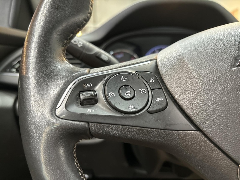 Opel Insignia vaihtoauto