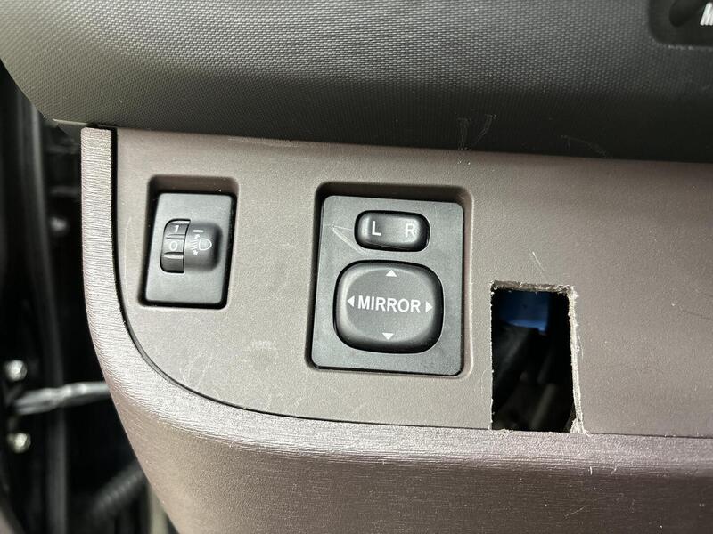 Toyota iQ vaihtoauto