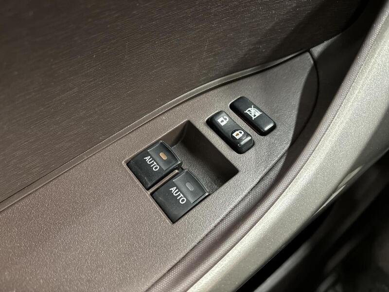 Toyota iQ vaihtoauto