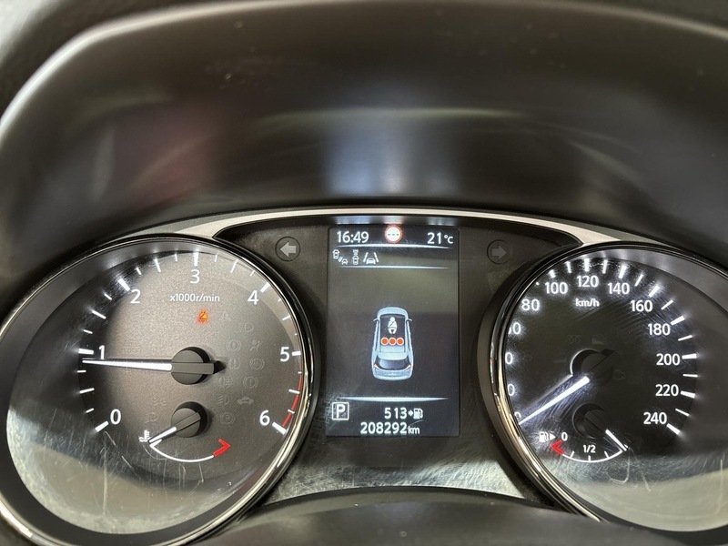 Nissan X-Trail vaihtoauto