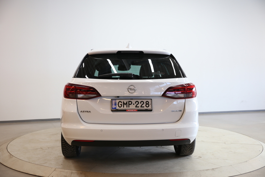 Opel Astra vaihtoauto