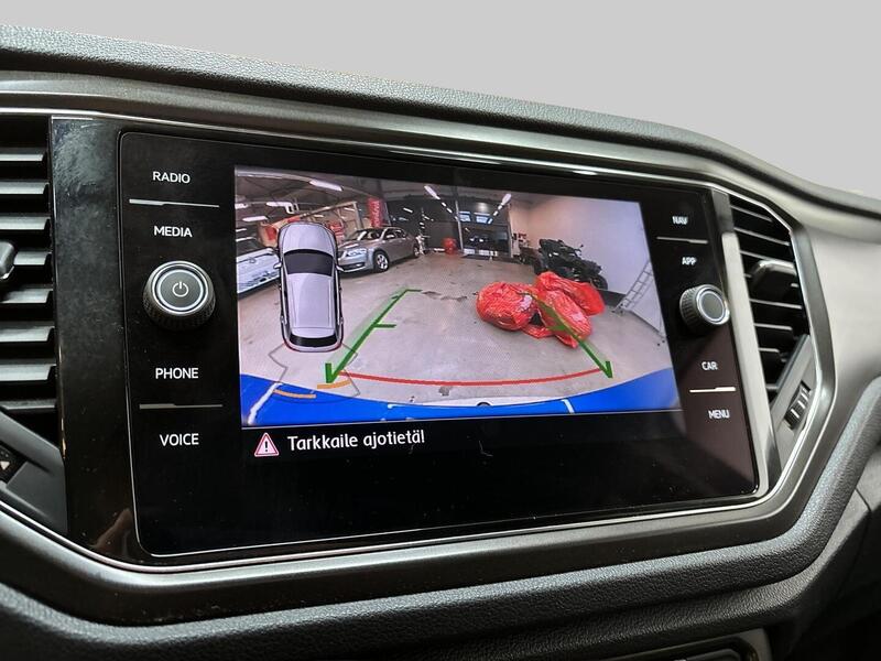 Volkswagen T-Roc vaihtoauto