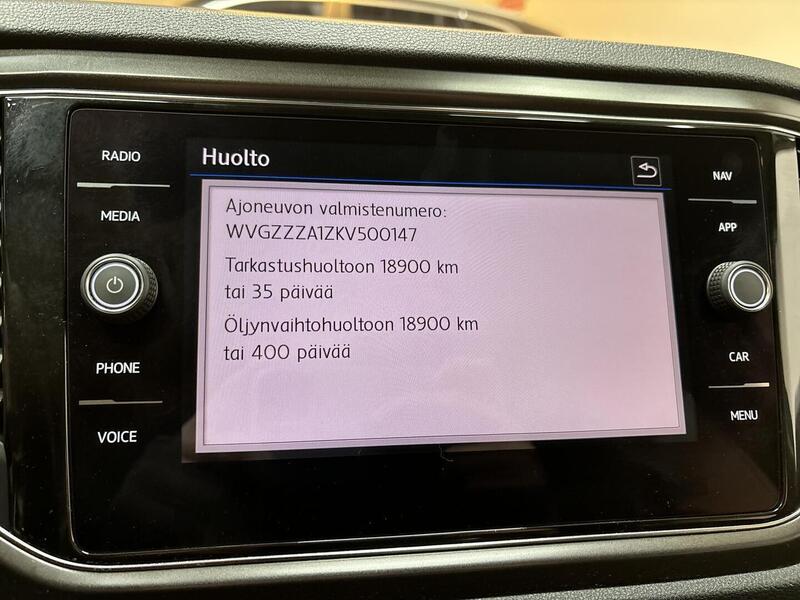 Volkswagen T-Roc vaihtoauto