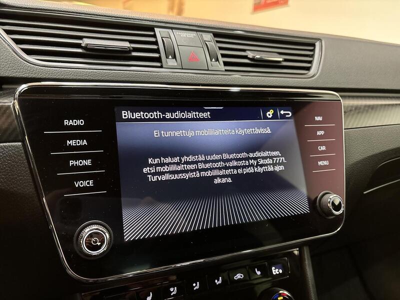 Skoda Superb vaihtoauto