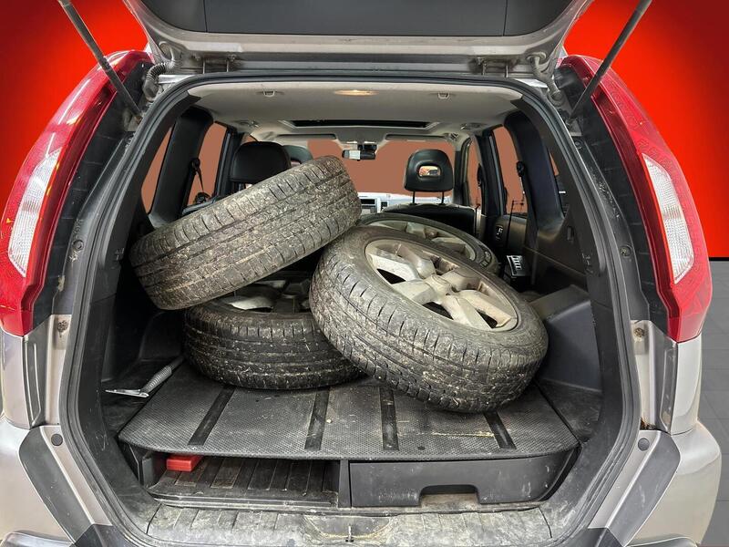 Nissan X-Trail vaihtoauto