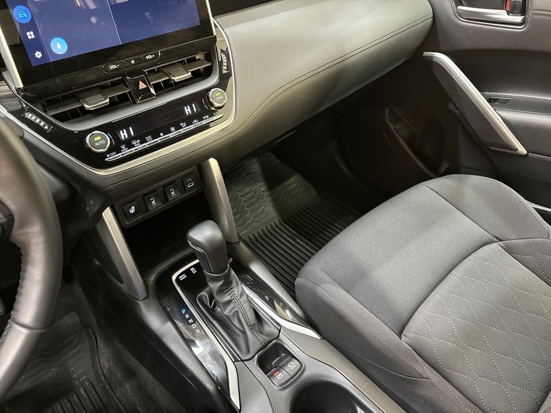 Toyota Corolla Cross vaihtoauto