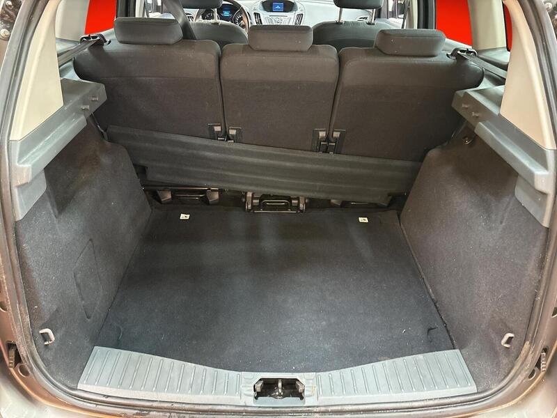 Ford C-MAX vaihtoauto