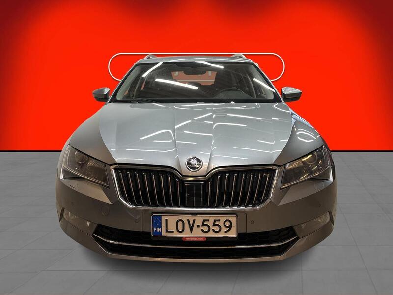 Skoda Superb vaihtoauto