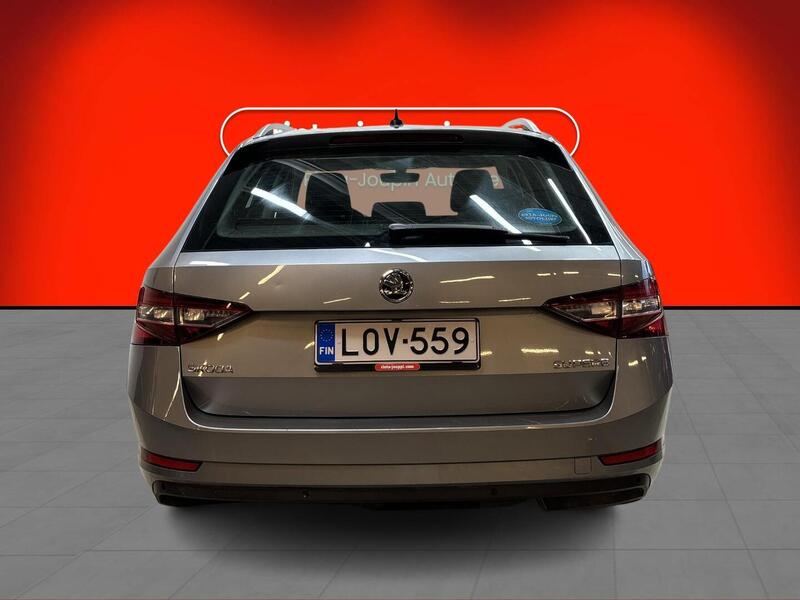 Skoda Superb vaihtoauto