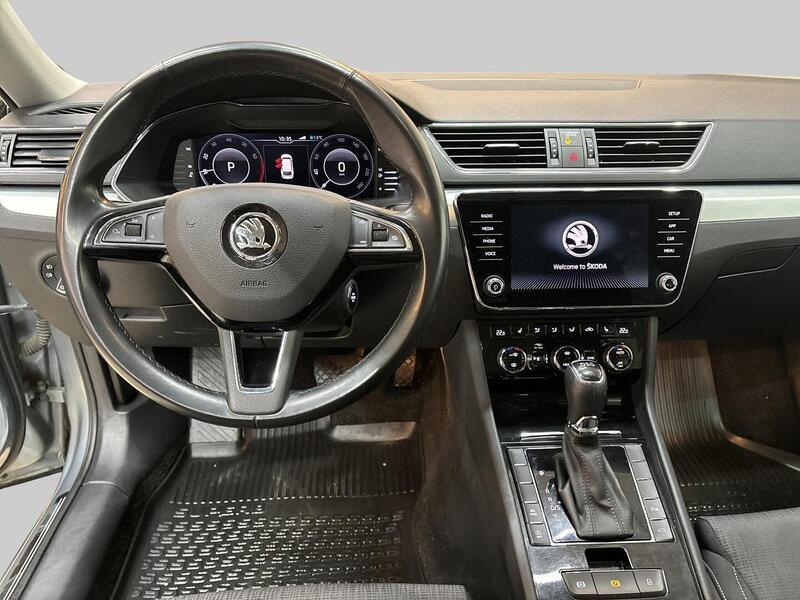 Skoda Superb vaihtoauto