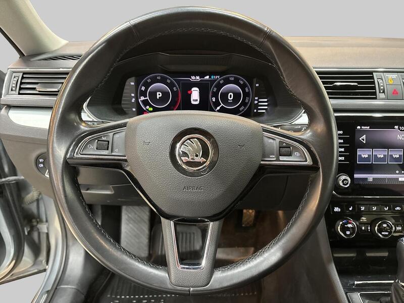 Skoda Superb vaihtoauto