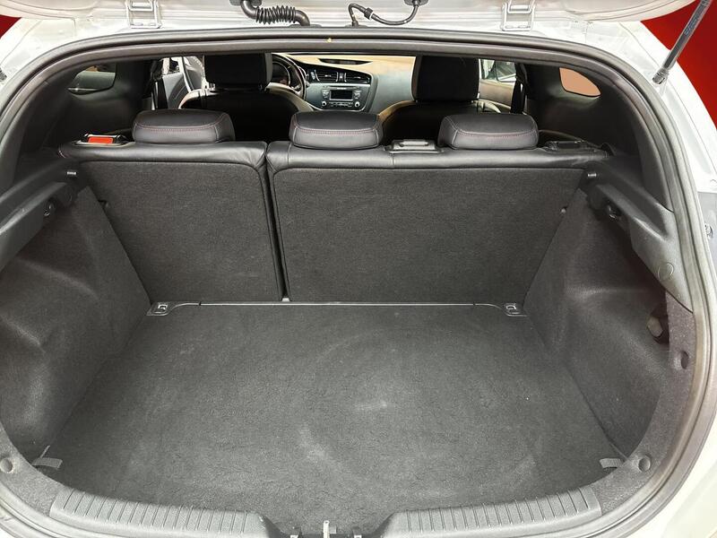 Kia Proceed vaihtoauto