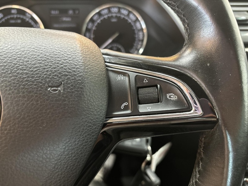 Skoda Superb vaihtoauto