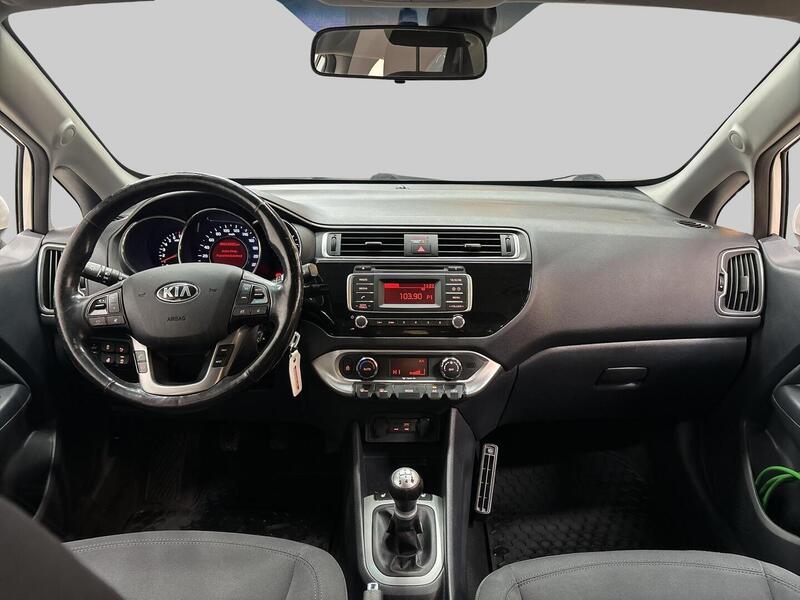 Kia Rio vaihtoauto