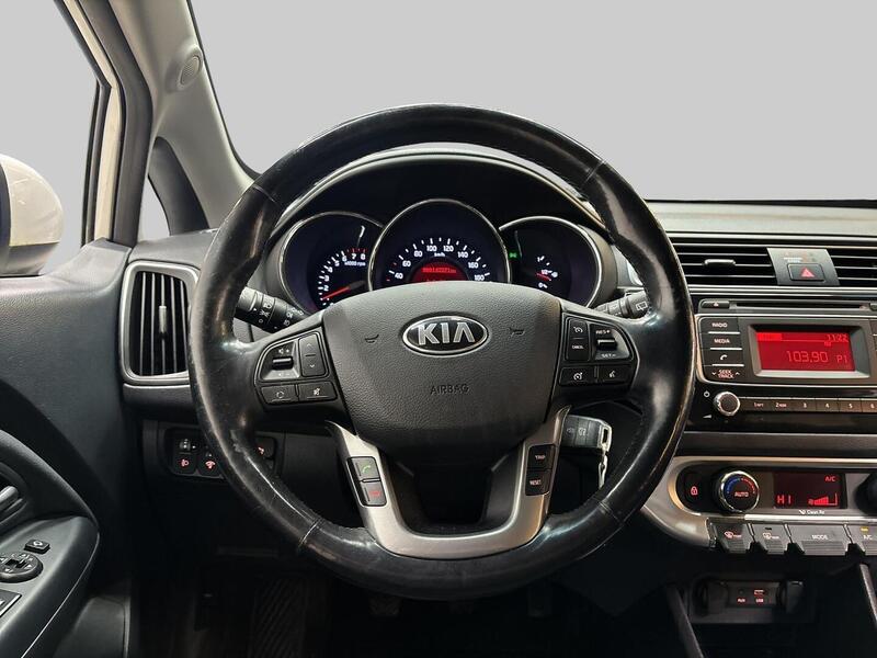 Kia Rio vaihtoauto