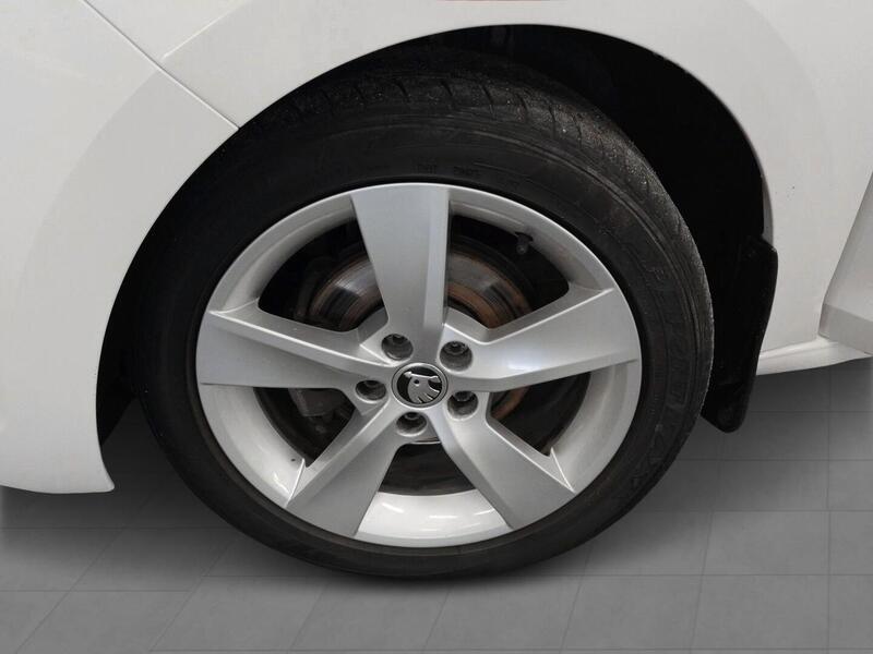 Skoda Rapid vaihtoauto