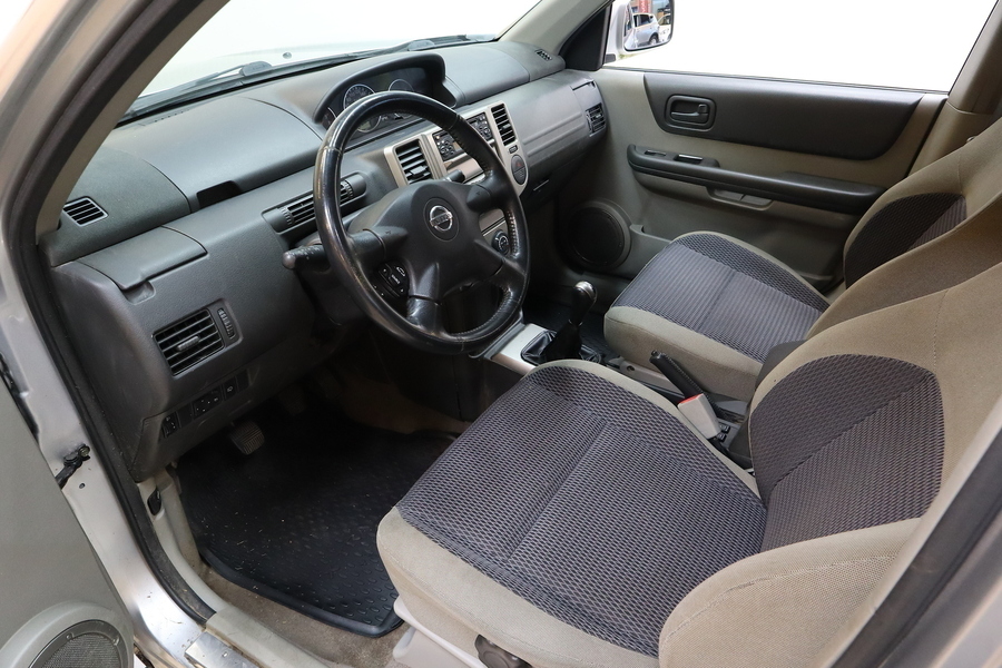 Nissan X-Trail vaihtoauto