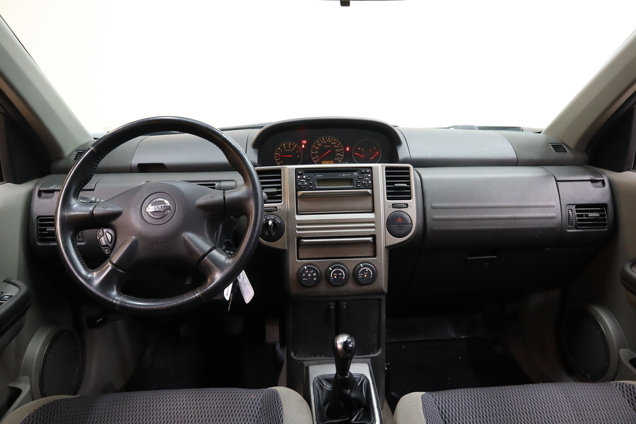 Nissan X-Trail vaihtoauto