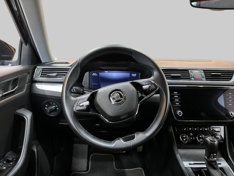 Skoda Superb vaihtoauto