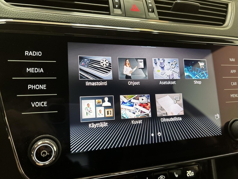 Skoda Superb vaihtoauto