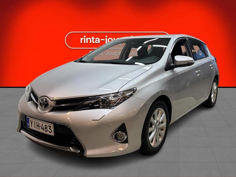 Toyota Auris vaihtoauto