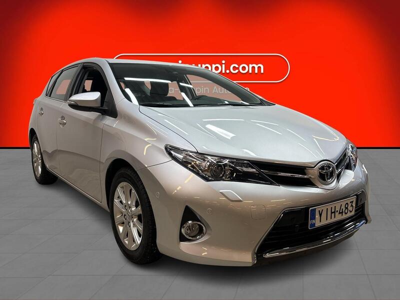 Toyota Auris vaihtoauto