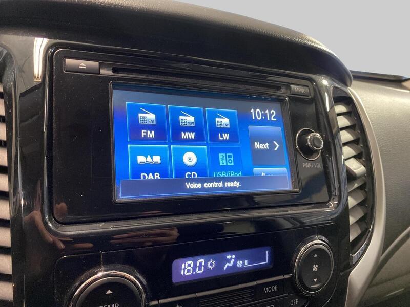 Mitsubishi L-200 vaihtoauto