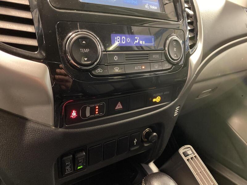 Mitsubishi L-200 vaihtoauto