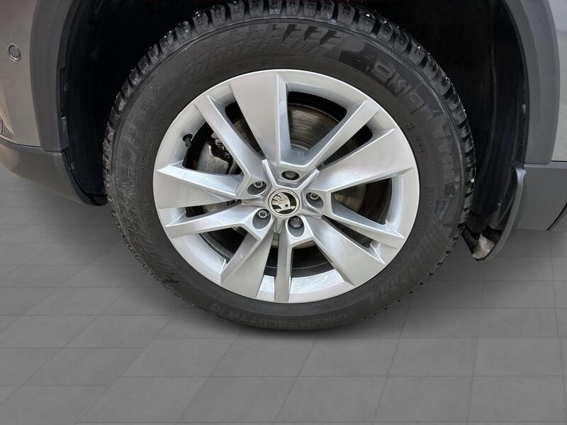 Skoda Karoq vaihtoauto