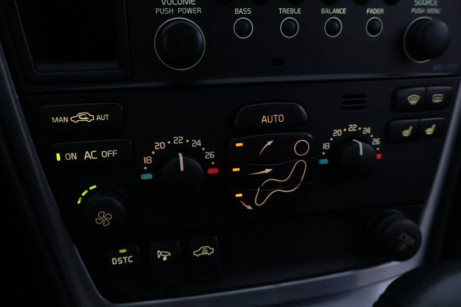 Volvo V70 vaihtoauto