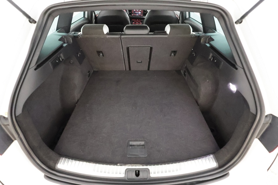 SEAT Leon ST vaihtoauto