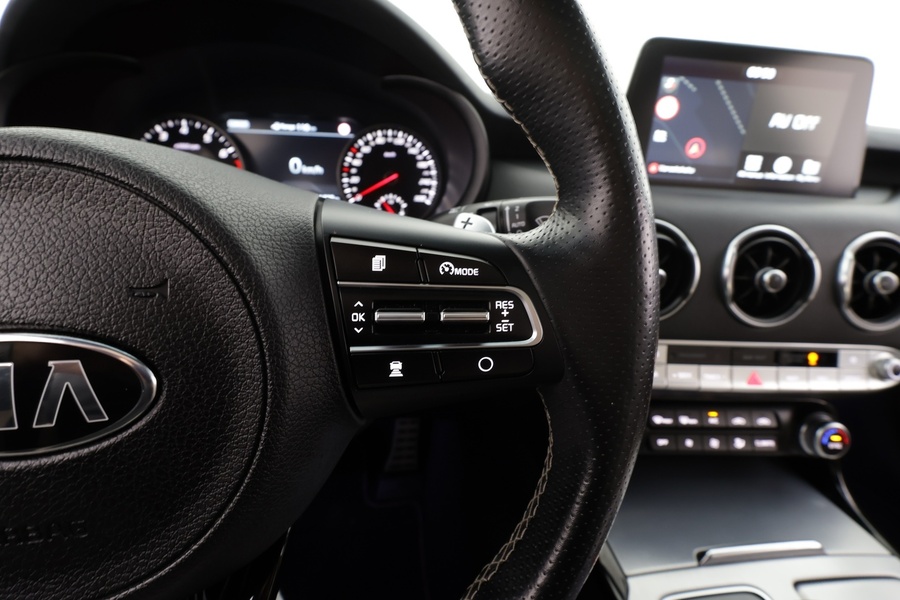 Kia Stinger vaihtoauto