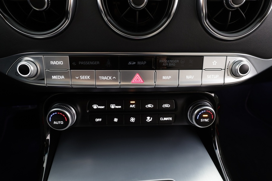 Kia Stinger vaihtoauto