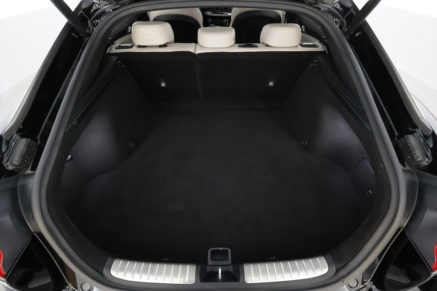 Kia Stinger vaihtoauto