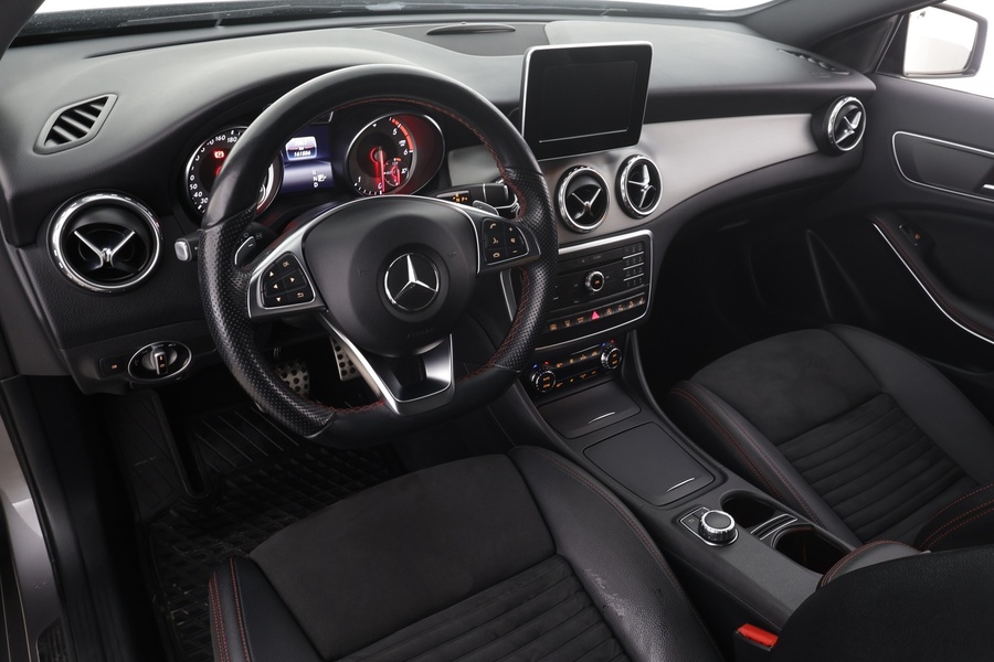 Mercedes-Benz GLA vaihtoauto