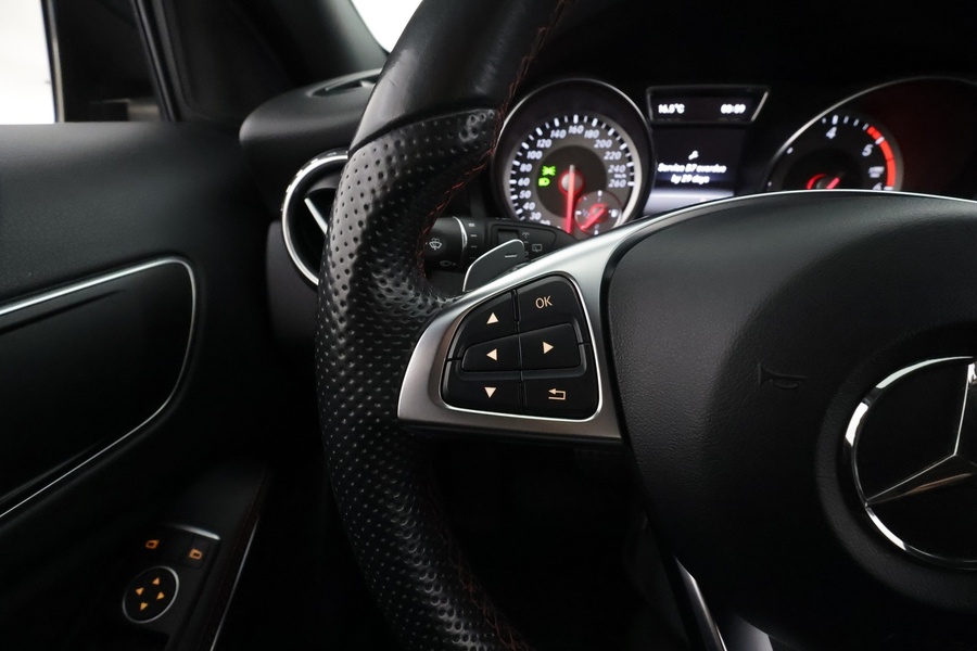 Mercedes-Benz GLA vaihtoauto