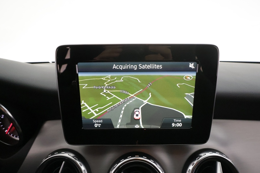 Mercedes-Benz GLA vaihtoauto