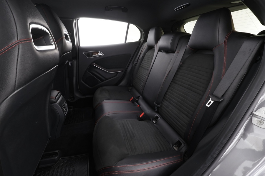 Mercedes-Benz GLA vaihtoauto