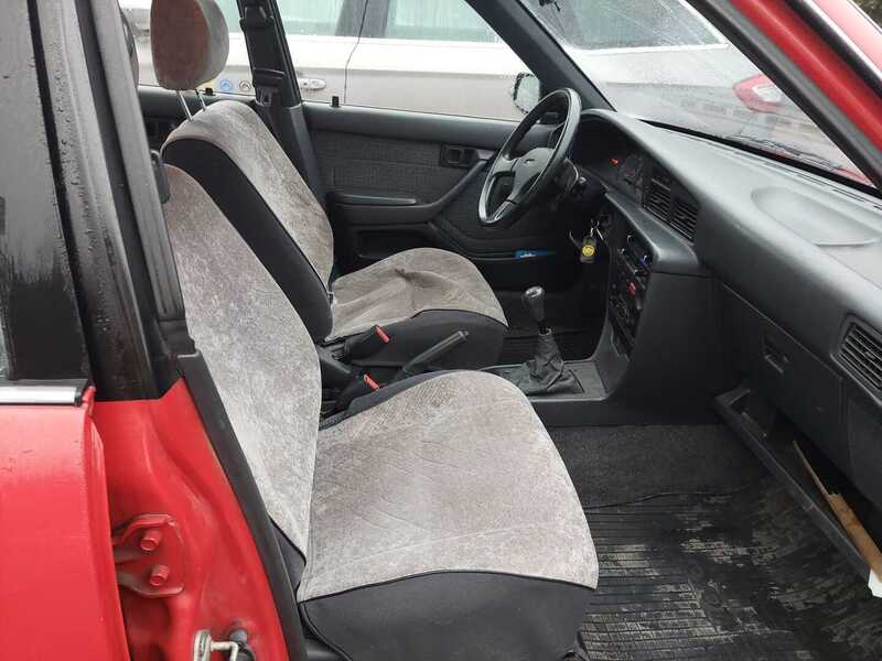 Toyota Carina vaihtoauto