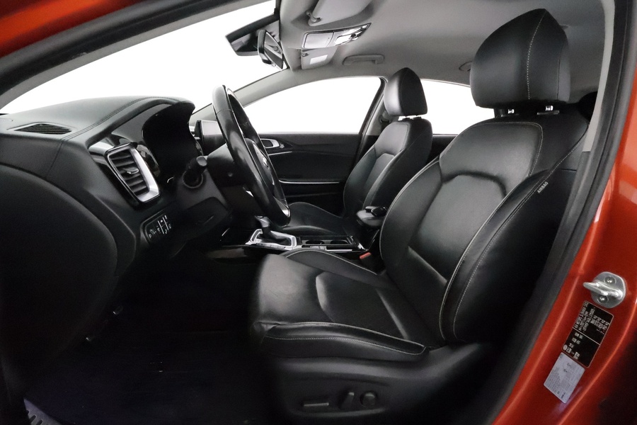 Kia XCeed vaihtoauto