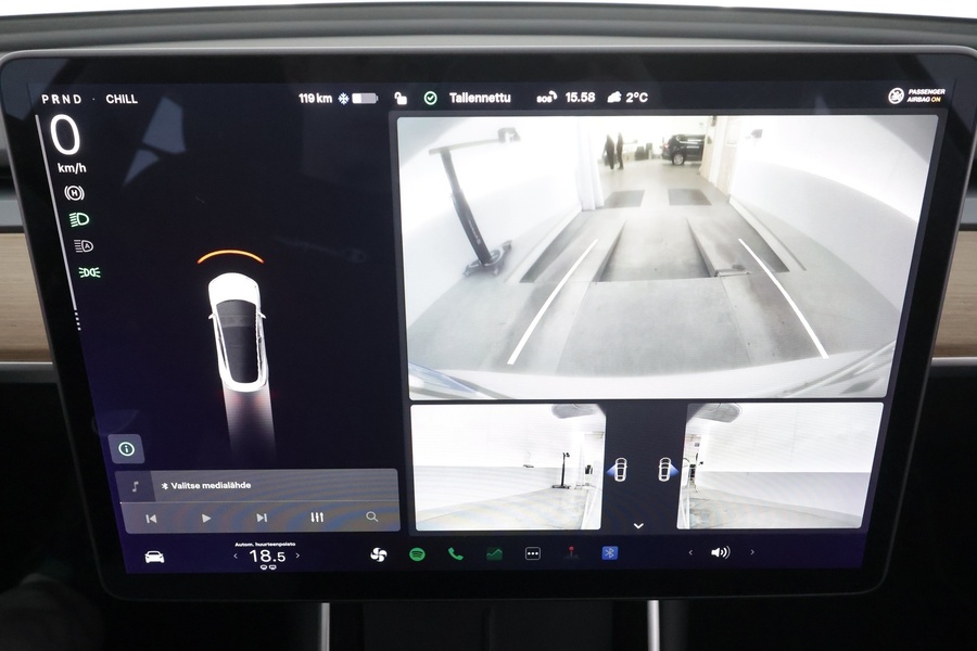 Tesla Model 3 vaihtoauto