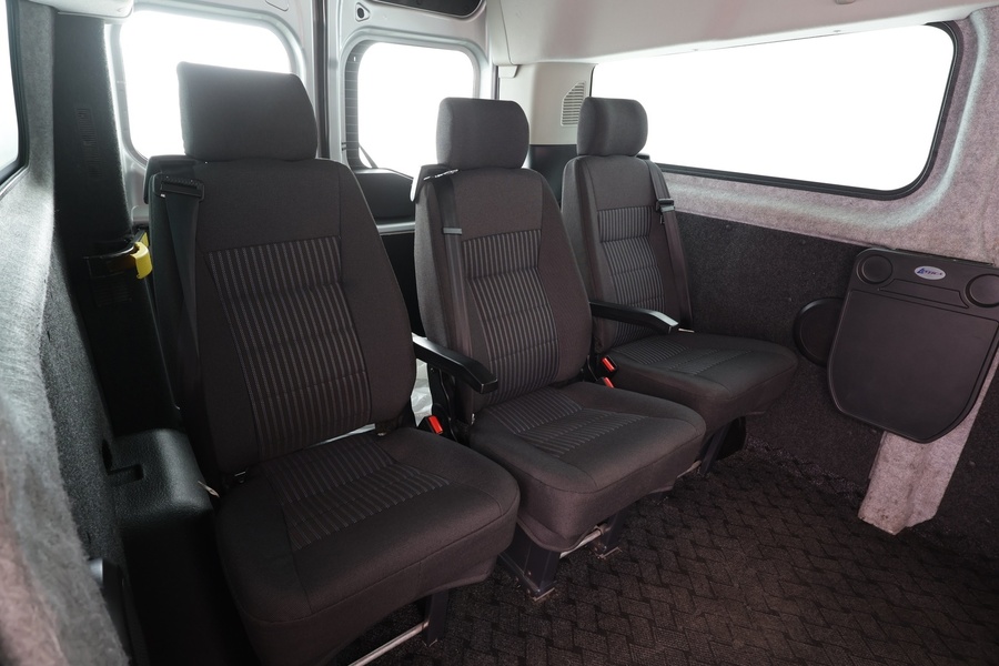 Ford Tourneo Custom vaihtoauto