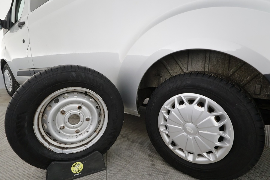 Ford Tourneo Custom vaihtoauto