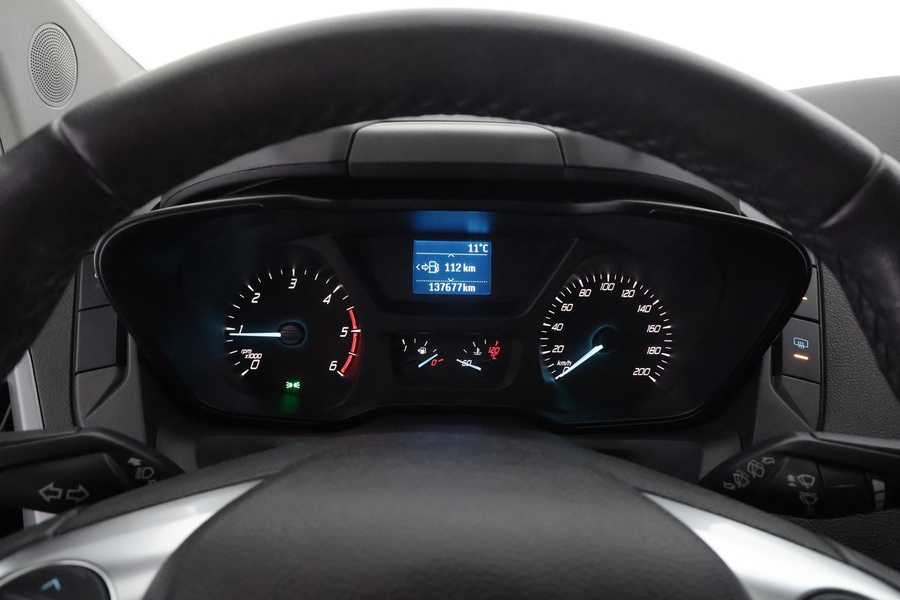 Ford Tourneo Custom vaihtoauto